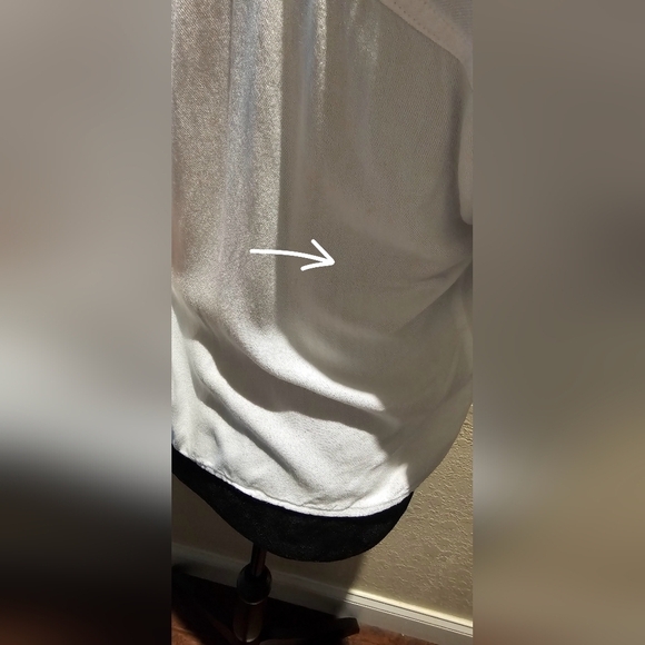 Hollister Crop White Button Up Two Pocket Camp Small With Tie Front Shirt - Picture 8 of 9